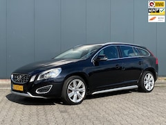 Volvo V60 - 1.6 T4 Summum | Leder | Xenon | Navi | NL-Auto