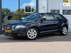Audi A3 - 1.6 FSI Attraction, NAP, APK, AIRCO