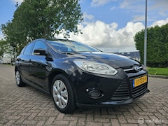 Ford Focus - 1.0 EcoBoost Lease Trend Nieuwe Apk