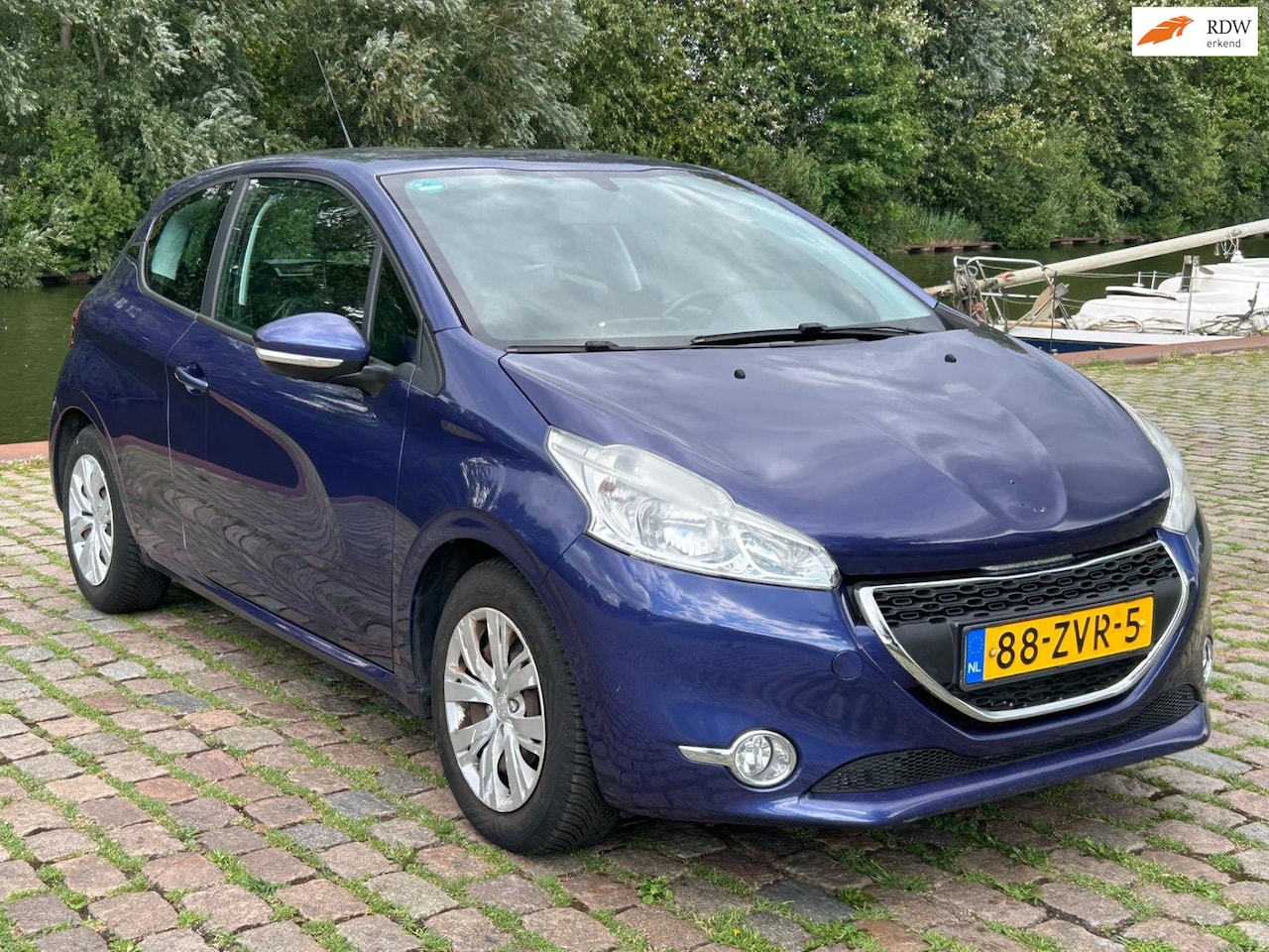Peugeot 208 - 1.2 VTi Active airco cruis control cv op afs elektrische ramen - AutoWereld.nl