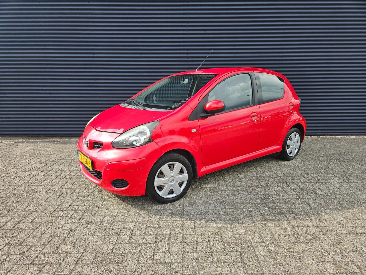 Toyota Aygo - - 1.0 Comfort | 2010 | 5DRS | AIRCO | NAP! - AutoWereld.nl