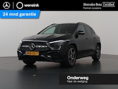 Mercedes-Benz GLA-Klasse - 180 Star Edition AMG Line | Panoramadak | Trekhaak | Sfeerverlichting | Stoelverwarming |