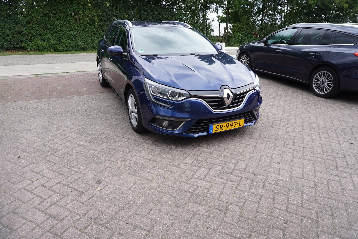 Renault Mégane Estate - 1.3 TCe Zen TREKHAAK CAMERA NAVI - AutoWereld.nl
