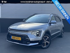 Kia Niro - 1.6 GDi Hybrid DynamicPlusLine Schuif-/kanteldak, Head-up display, Stoel- & stuurverwarmin