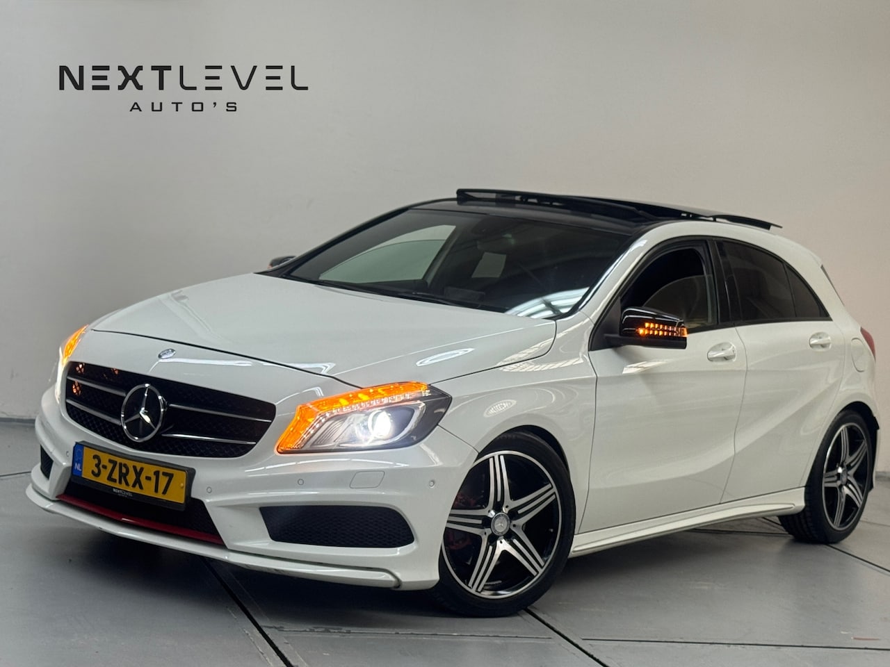 Mercedes-Benz A-klasse - 250 4MATIC Ambition AMGLine Panodak AUT - AutoWereld.nl