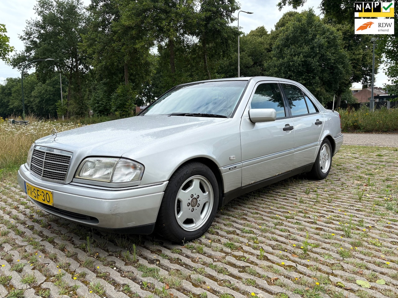 Mercedes-Benz C-klasse - 200 Elegance / automaat / airco / nieuwe apk tot 09-2026 - AutoWereld.nl