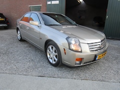 Cadillac CTS - 3.2 V6 Sport Luxury , leer, navi, automaat, mooi