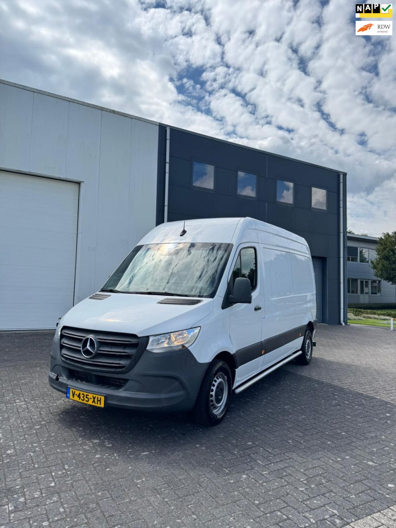 Mercedes-Benz Sprinter - 311 2.2 CDI L2H2 2019 - AutoWereld.nl
