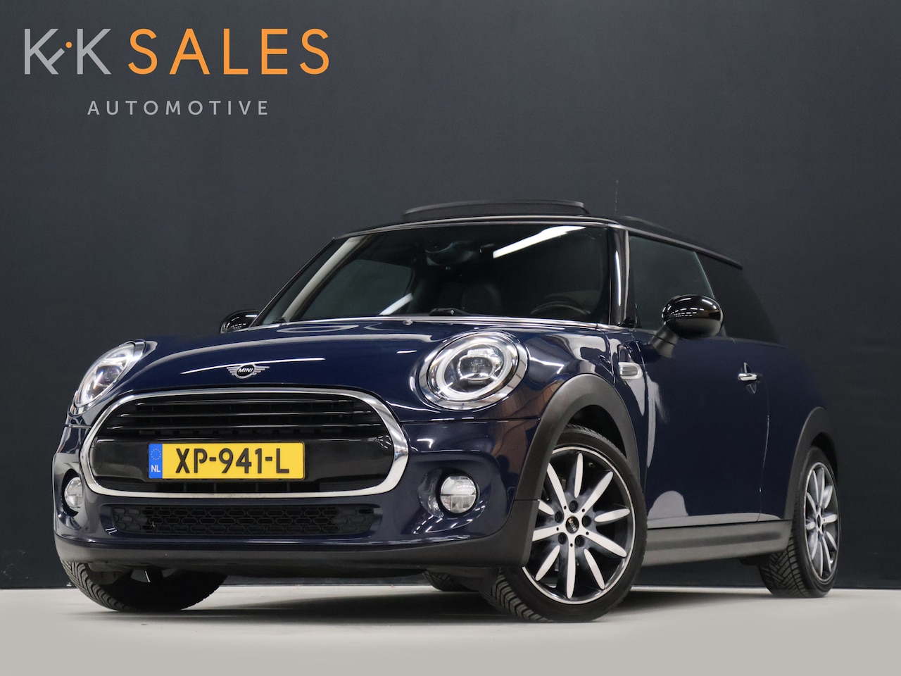 MINI Cooper - Mini 1.5 Chili [SCHUIFDAK, APPLE CARPLAY, STOELVERWARMING, PARKEERSENSOR, CRUISE CONTROL, - AutoWereld.nl