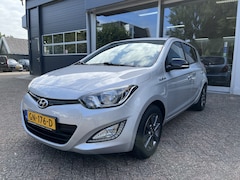 Hyundai i20 - 1.2 HP i-Motion Cruise, Airco, Bluetooth