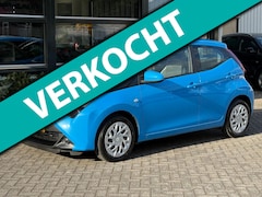 Toyota Aygo - 1.0 VVT-i x-play Airco Camera NAP APK