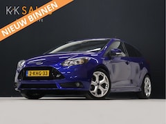 Ford Focus - 2.0 EcoBoost ST-3 251PK [RECARO SPORTSTOELEN, CAMERA, STOELVERWARMING, VOL LEDER, CLIMATE,