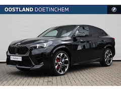 BMW X2 - sDrive20i High Executive M Sport Automaat / Panoramadak / Trekhaak / Sportstoelen / M Adap