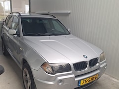 BMW X3 - 2.5i 192pk 4WD automaat airco/leer/PDC/trekhaak
