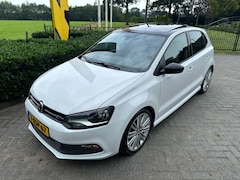 Volkswagen Polo - 1.4 TSI BlueGT DSG7 Pano / ECC / Winterpakket