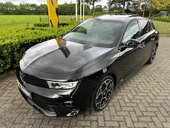 Opel Astra - 1.2 Ultimate Pano / HUD / Keyless