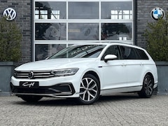 Volkswagen Passat Variant - 1.4 TSI GTE PANO - CAMERA - TREKH. Copy