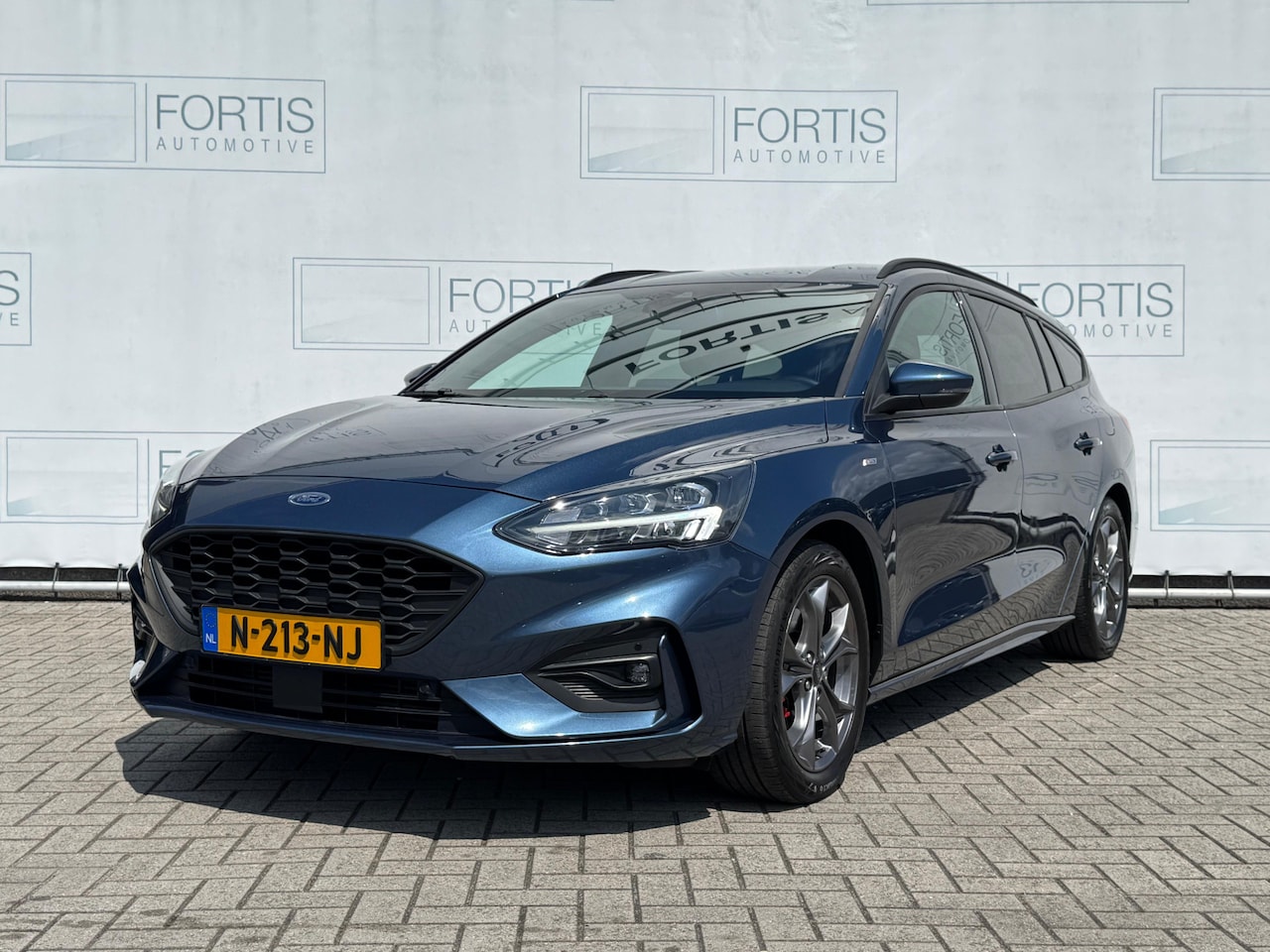 Ford Focus Wagon - 1.0 EcoBoost Hybrid ST Line X Business PACK WINTER | 17 INCH | ACC - AutoWereld.nl
