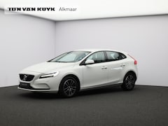 Volvo V40 - 2.0 T2 Nordic+ / Trekhaak / Standkachel / Verwarmbare Stoelen / Parkeersensoren Achter /