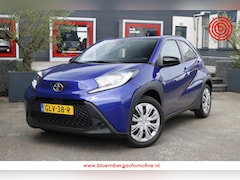 Toyota Aygo X - 1.0 VVT-i MT Play