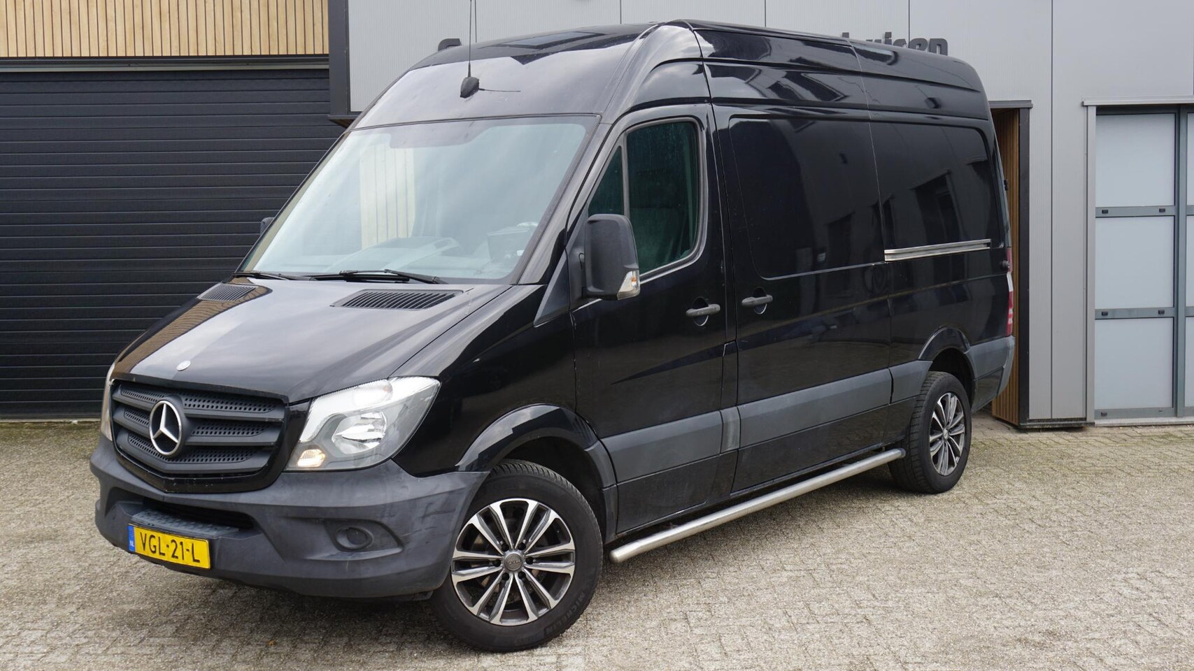 Mercedes-Benz Sprinter - 316 2.2 CDI 164pk 3-Zits 366 2x Schuifdeur Airco Trekhaak 18inch LM *Export/Handel* - AutoWereld.nl