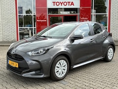 Toyota Yaris - 1.5 HYBRID APPLE/ANDROID CLIMA AD-CRUISE CAMERA NL-AUTO DEALER-ONDERHOUDEN