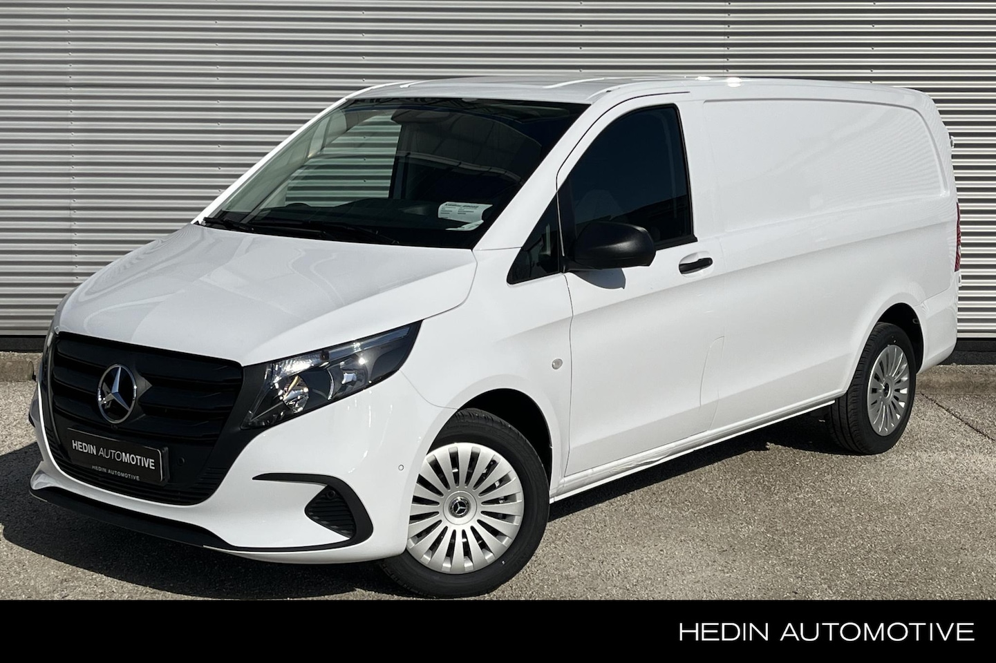 Mercedes-Benz Vito - 116 L2 Automaat Pro | Trekhaak | Parkeerpakket met achteruitrijcamera | Smartphone Integra - AutoWereld.nl