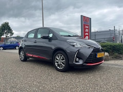 Toyota Yaris - 1.5 VVT-i Design Red | NAVI | Camera | Airco | 5D | Cruise Control | Bluetooth
