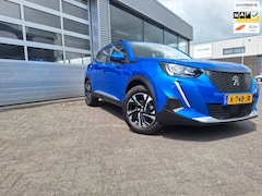 Peugeot 2008 - 1.2 PureTech Allure/Navigatie*Camera*Led*Ecc*1/2 Leer*Distributie vervangen*Enz