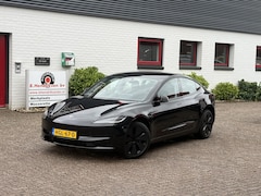 Tesla Model 3 - Standard Plus RWD/ LFP accu/ Stoelventilatie + verwarming/ 1 Eigenaar/ Origineel NL/ NAP