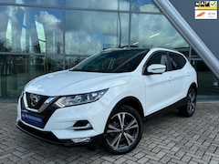 Nissan Qashqai - 1.2 N-Connecta Panoramadak / 360 Camera / Keyless