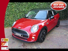 MINI Cooper - 1.2 One Chili F56 met Pano.dak, Clima, Voorruitverw. en 16"