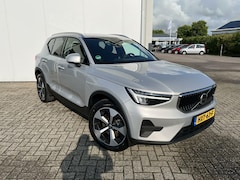 Volvo XC40 - B3 Automaat | Elek.verst.voorstoelen | Verw.stuurwiel | Camera