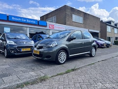 Toyota Aygo - 1.0 Aspiration Green | 12 MAANDEN BOVAG-GARANTIE
