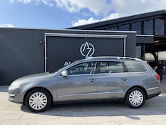 Volkswagen Passat Variant - 2.0 FSI Comfortline Business