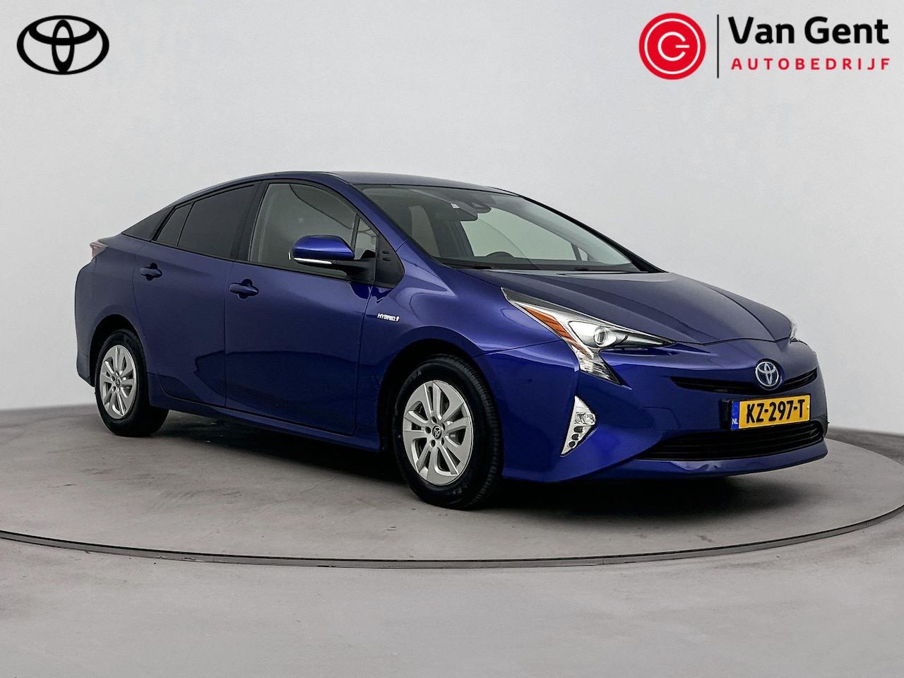 Toyota Prius - 1.8 Aspiration | Trekhaak | Navigatie - AutoWereld.nl