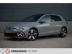 Volkswagen Golf - GTE 245PK Hybride | Pano | Trekhaak | Travel | 18'Inch | ACC | W