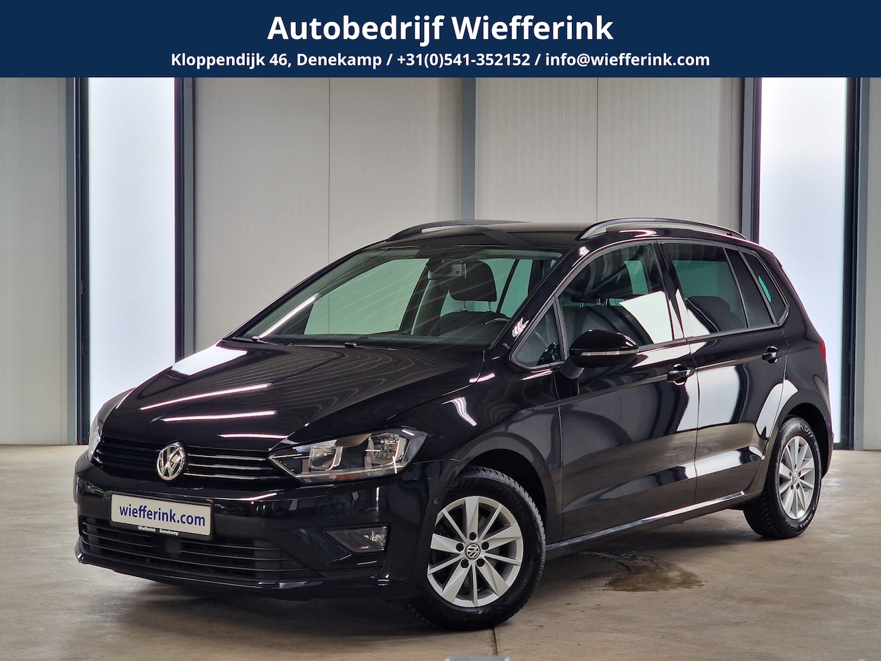 Volkswagen Golf Sportsvan - 1.4 TSI Highline DSG/AUT | Trekhaak | ACC | Stoelverwarming - AutoWereld.nl