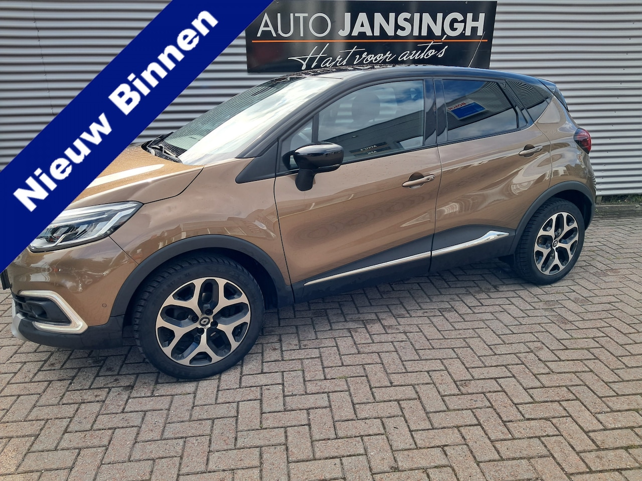 Renault Captur - 0.9 TCe Intens!! | Clima | Cruise control | LM Velgen | Navigatie | Camera | RIJKLAARPRIJS - AutoWereld.nl