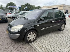 Renault Grand Scénic - 2.0-16V Dynamique Comfort