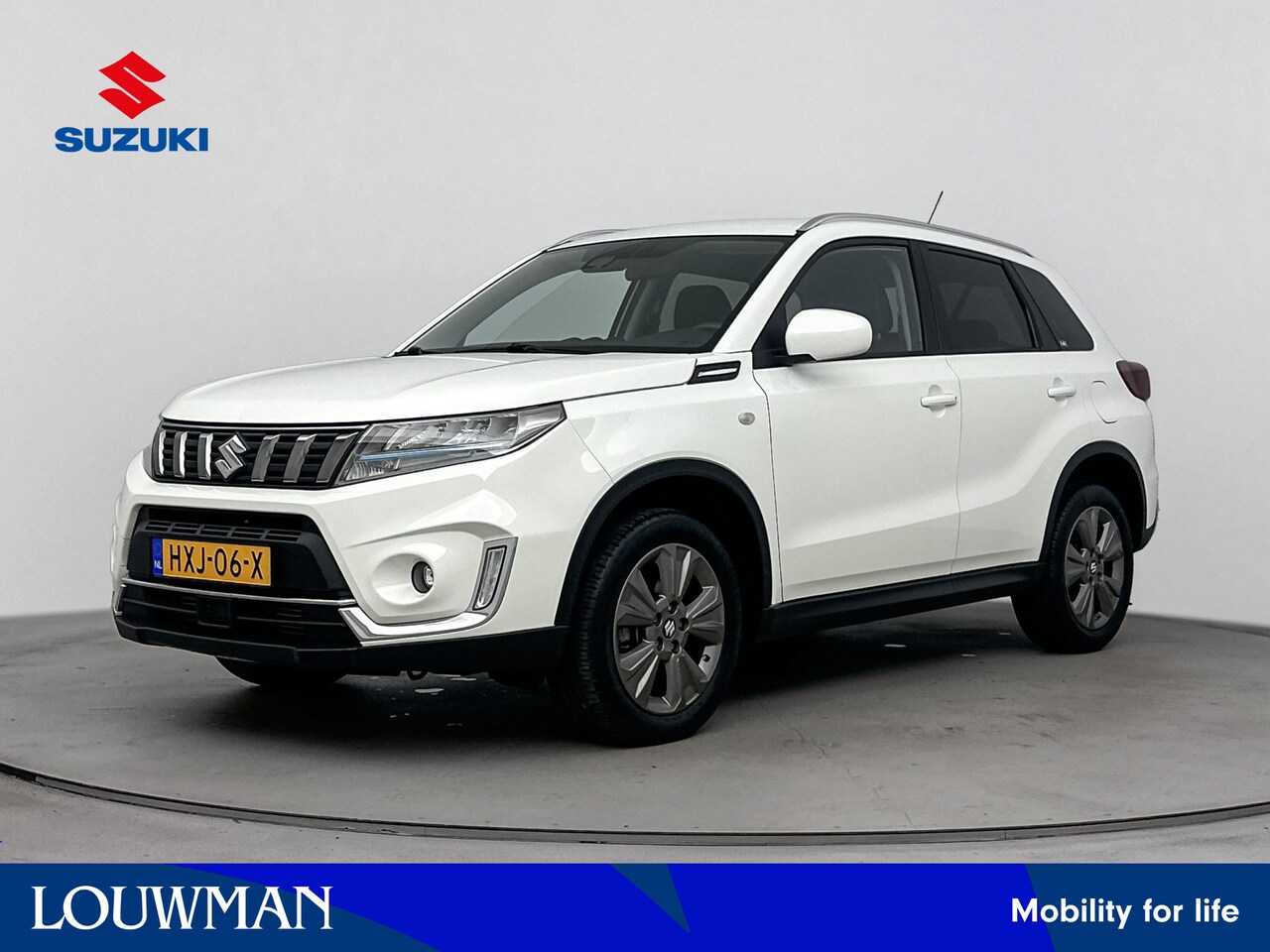 Suzuki Vitara - 1.4 Boosterjet Select Smart Hybrid Limited | Stoelverwarming | Parkeercamera | Lichtmetale - AutoWereld.nl