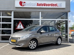 Peugeot 208 - 1.2 VTi Envy 5 Deurs / Cruise / Clima / 91.990 KM / 2014