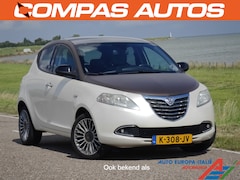 Lancia Y(psilon) - Ypsilon 0.9 TwinAir Platinum | Panoramadak