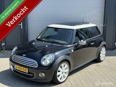 MINI Cooper - 1.6 D 10 Years II Navi| Pano| Pdc| Stoelve