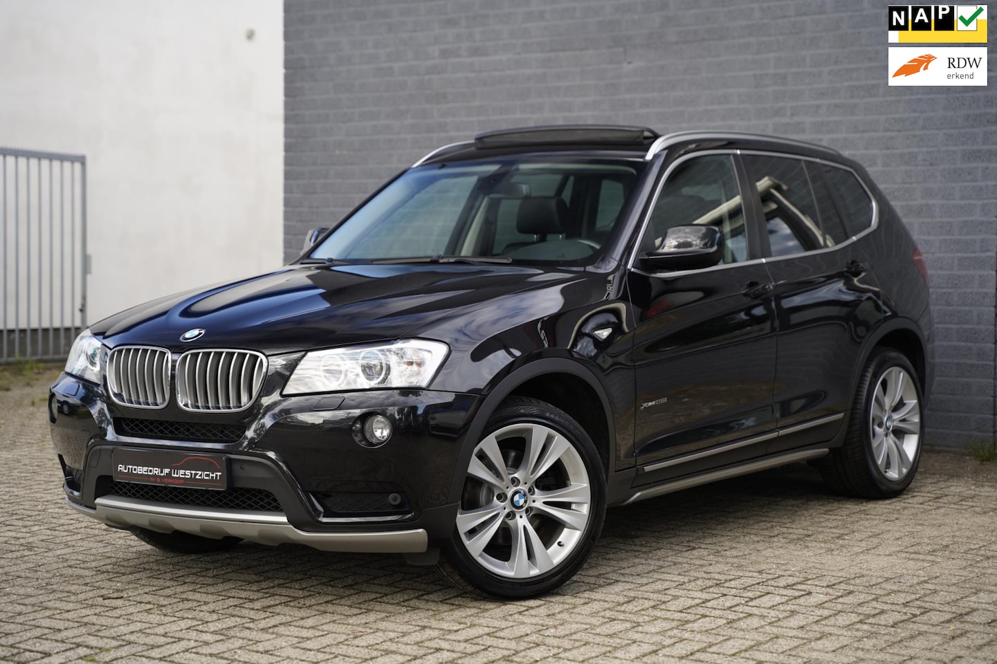 BMW X3 - XDrive28i High Executive 3.0 258pk Automaat, Trekhaak - AutoWereld.nl