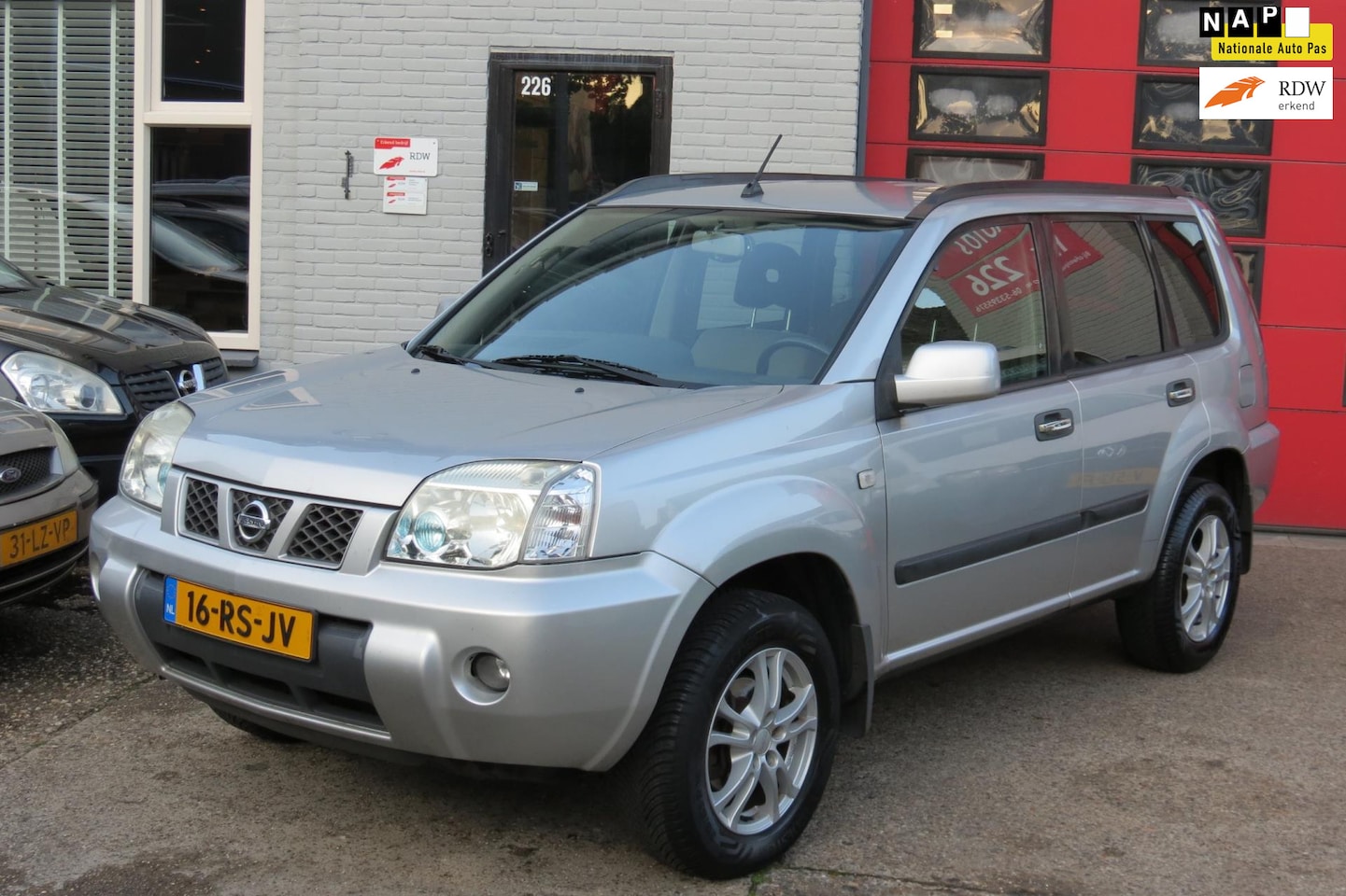 Nissan X-Trail - 2.0 Comfort 2wd 2.0 Comfort 2wd , AIRCO , PDC , CR CONTROL - AutoWereld.nl