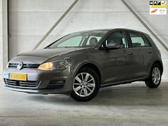 Volkswagen Golf - 1.2 TSI Highline Cruise Navi Clima Lmv