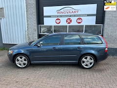 Volvo V50 - 2.4 Momentum nette Auto
