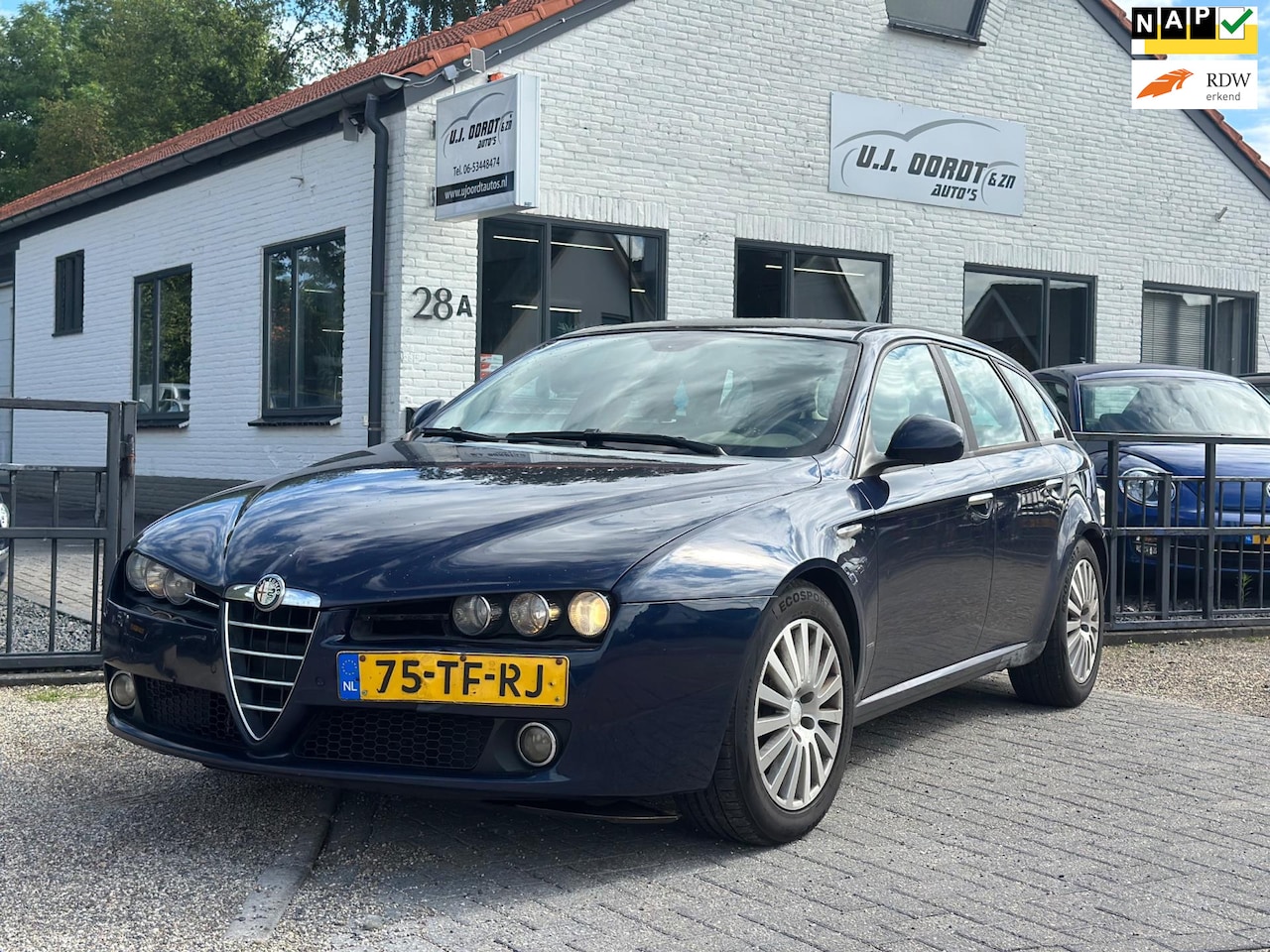 Alfa Romeo 159 Sportwagon - 2.2 JTS Distinctive 2.2 JTS Distinctive - AutoWereld.nl