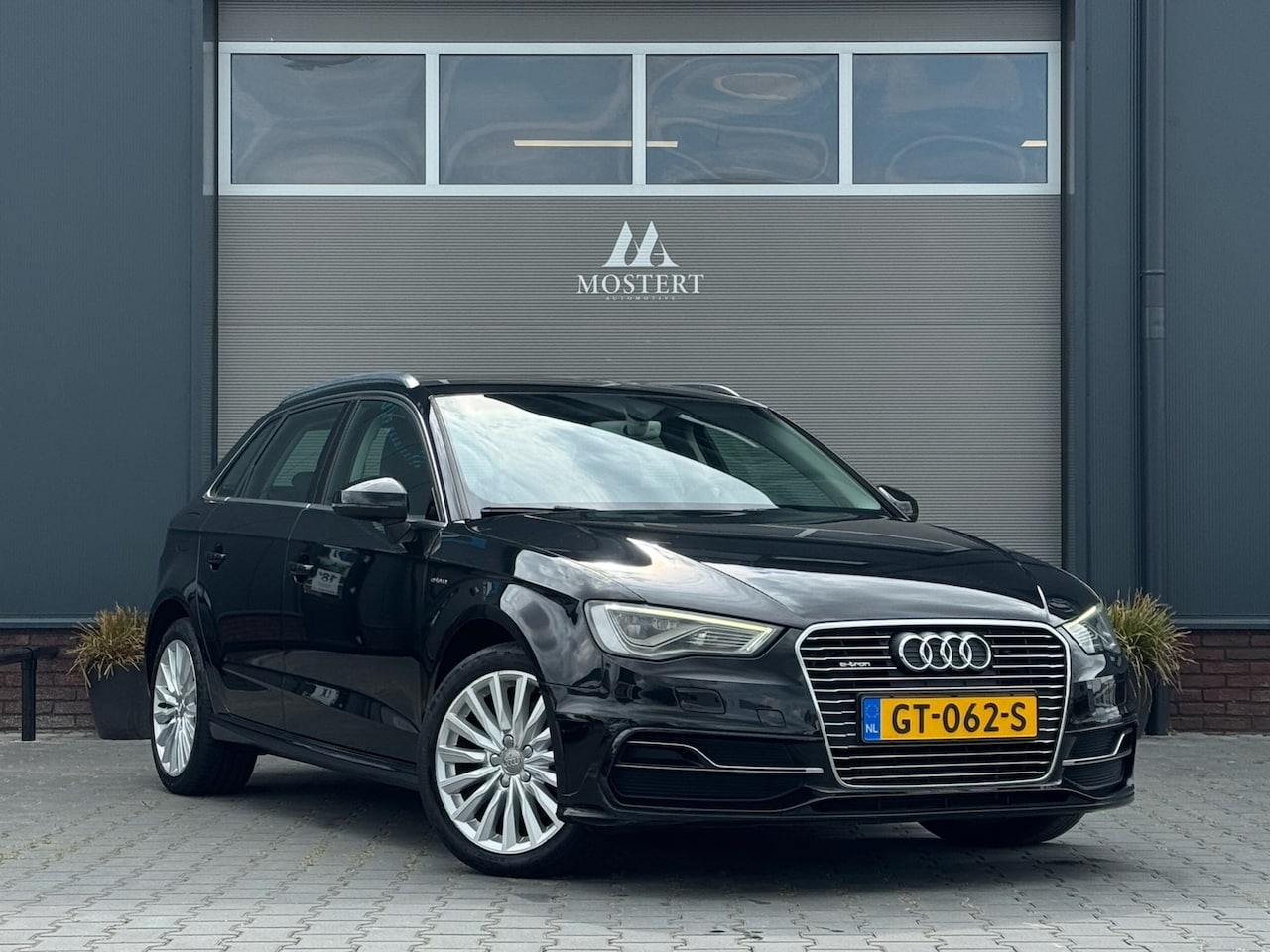 Audi A3 Sportback - 1.4 e-tron PHEV Pro Line plus|2015|NAP|Cruise|Clima|Navi|Bluetooth|Trekhaak|Dealer|17"LMV - AutoWereld.nl
